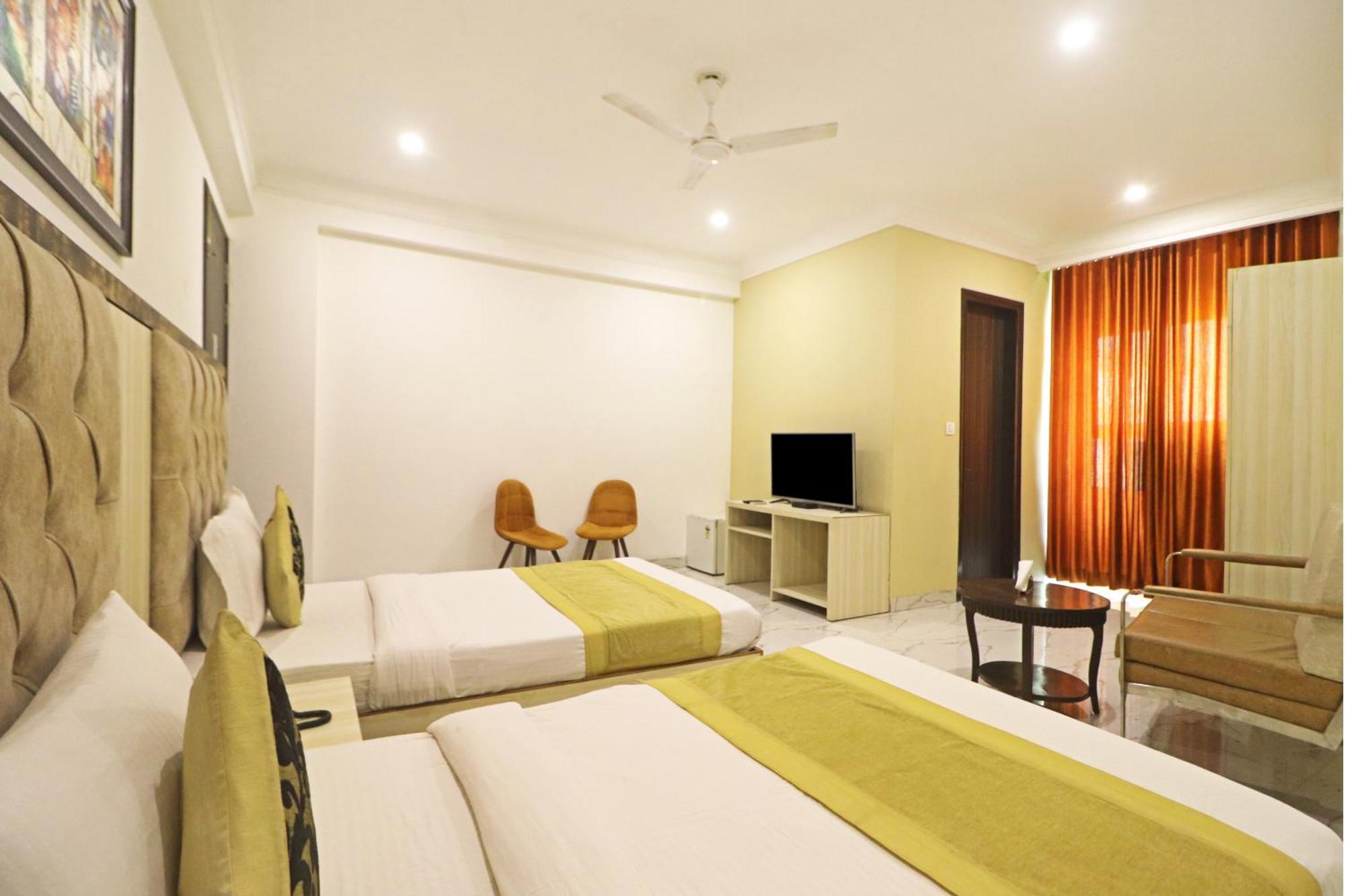 Hotel Almora - Near By Delhi International Airport - With Free Airport Pickup And Drop
